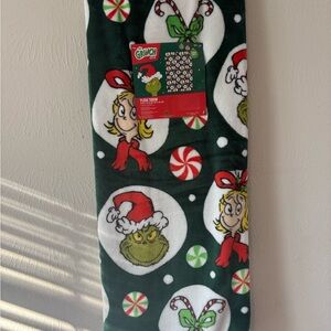Grinch Holiday Plush Throw Blanket size 50x70In